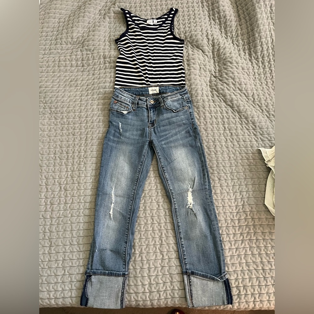 Girls tank and jeans!